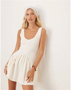 Мини-платье с ребристым лифом и заниженной талией кремового цвета Asos design