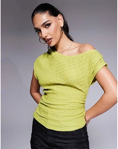 Асимметричный фактурный топ с открытыми плечами оливкового цвета Asos design