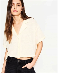 Текстурированная рубашка в деревенском стиле с короткими рукавами желтого цвета Bershka