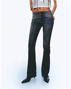 Джинсы Bootcut с низкой посадкой черного цвета Bershka