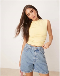 Майка-топ из полиамида с рюшами и открытой спиной пастельно-желтого цвета Asos design