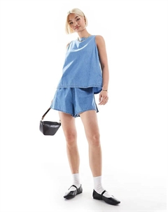 Мягкие джинсовые шорты, средне-синего цвета, без застежек Asos design