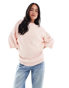 Вязаный пушистый свитер с круглым вырезом светло-розового цвета Asos design