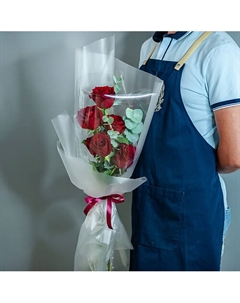 Букет из 5 роз Эквадор с эвкалиптом Цветник цветы и подарки