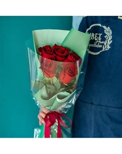 Букет из 5 красных роз Эквадор в оформлении Цветник цветы и подарки