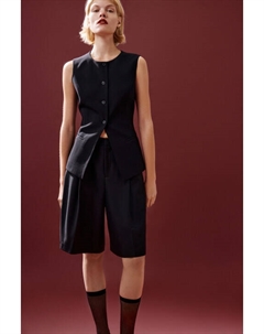 Шорты-бермуды костюмные со складками Befree