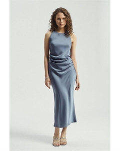 Платье атласное со сборкой Nume