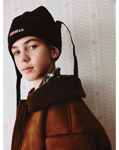 Флисовая шапка с завязками для мальчиков Sela