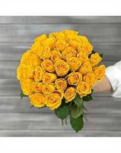 Букет из 33 желтых роз с лентой Кения 40 см. Букет маркет дарите с удовольствием