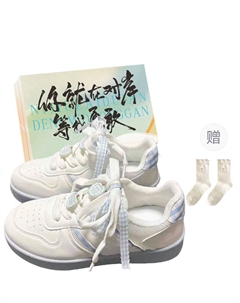 Низкие женские скейтерские кроссовки синие (маленькое яблоко аксессуар) с коробкой, цвет Blue (Small Apple Accessory)+Shoe Box Jimixiong