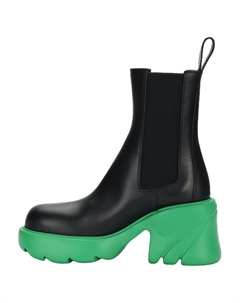 Черные травяные сапоги Bottega veneta