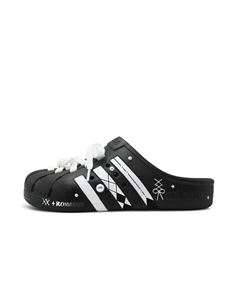 Унисекс тапочки с обернутым носком черно-белые, цвет Black White Adidas