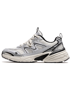 Скользоустойчивые мужские кроссовки на платформе с низким верхом бело-серебристые, цвет White/Silver Camel