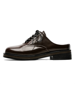 Мужские шлепанцы с резиновой подошвой устойчивой к истиранию и закрытым носком из лаковой кожи коричневого цвета, цвет Patent Leather Brown Pavea