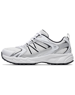 Антискользящие износостойкие низкие треккинговые ботинки мужские белый/черный, цвет White/Black Camel