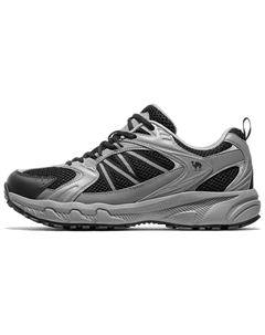 Антискользящие износостойкие низкие треккинговые ботинки мужские черно-серые, цвет Black/Gray Camel