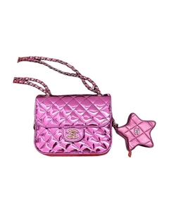 Миниатюрная женская сумка через плечо из телячьей кожи с клапаном из овчины металлического фиолетового цвета Chanel