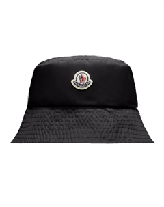 Бейсболка женская черная Moncler