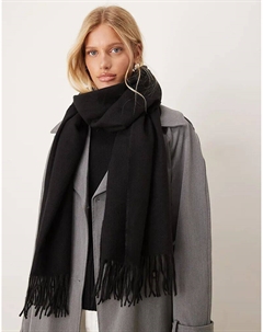 Супермягкий плетеный шарф с кисточками черного цвета Asos design