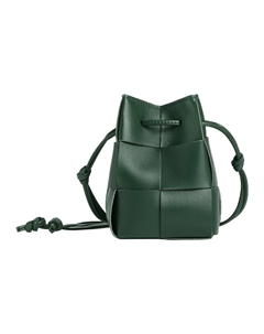 CASSETTE Сумка-ведро из овчины с кожаными вставками, миниатюрная женская сумка через плечо и кросс-боди цвета дождевого дерева Bottega veneta