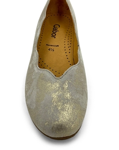 Женские слипоны с волнообразным краем в металлике, металлик Gabor