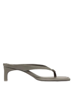 St Agni Женские сандалии-вьетнамки в дымчато-оливковом цвете St. agni