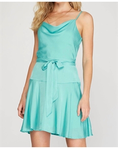 Платье-кэми с воротником-капюшоном и расклешенным подолом в аквамариновом цвете, Aqua She + sky