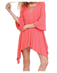 Асимметричная туника с перекрещивающимися рукавами-колокольчиками в коралловом цвете Umgee