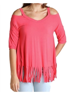 Топ с бахромой и открытыми плечами в цвете клубника, Strawberry Umgee