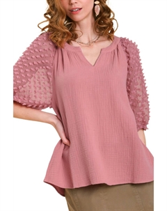 Блузка с пышными рукавами в нежно-розовом цвете Umgee