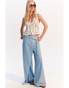 Джинсы широкие с баской на завязках Befree