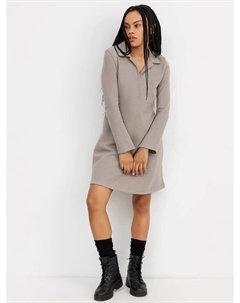 Однотонное платье из селаника серого цвета Mark formelle