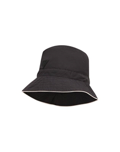 Панама с логотипом Guess