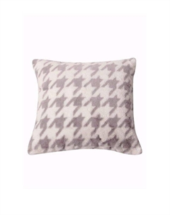 Подушка декоративная плюшевая с принтом Эрнесто Sofi de marko