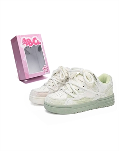 Повседневные легкие противоскользящие скейтбордские кеды с амортизацией и увеличенной высотой унисекс черно-белые непарные, цвет Black and White Mismatched Abcio