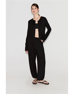 Укороченный кардиган из тонкого трикотажа черного цвета 2mood