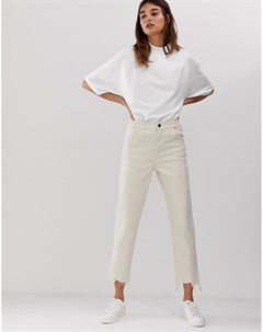 Белые укороченные джинсы с отделочными швами и необработанным краем Asos white
