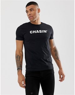 Черная футболка с круглым вырезом и белым логотипом Duell Chasin'