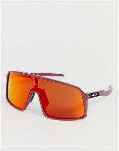 Солнцезащитные очки со стеклами рубинового цвета Sutro Oakley