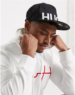 Черная кепка с контрастным логотипом Hugo