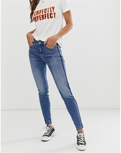 Классические джинсы в винтажном стиле B.young