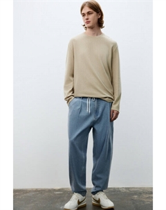 Джинсы-бананы со складками на поясе Befree