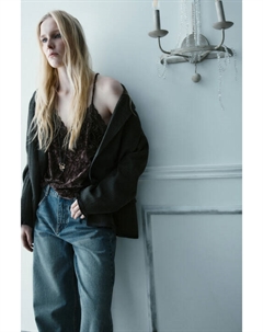 Топ с кружевом и бархатной фактурой Befree