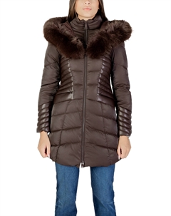 Куртки, коричневый Guess