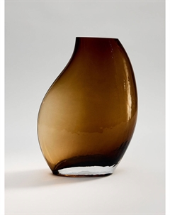 Асимметричная ваза из стекла Sela