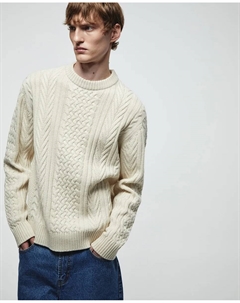 Красный свитер с узором косы Сфера