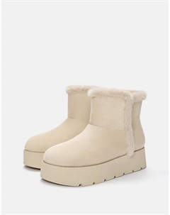Ботильоны на меху Platform цвета экрю Pull & bear