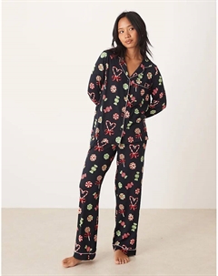 Пижамный комплект Petite из полиэстера с длинными рукавами и рождественским принтом в виде конфет Chelsea peers
