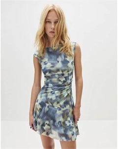 Асимметричное платье с принтом в синих тонах Pull & bear