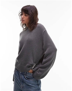 Вязаный джемпер с круглым вырезом и серебристой металлической деталью в антрацитовом цвете Asos design
